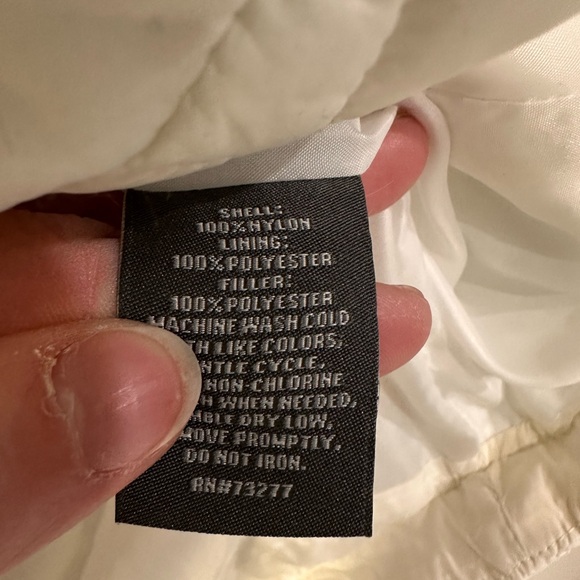 Tek Gear Women's Ivory Quilted Vest - Picture 3 of 4